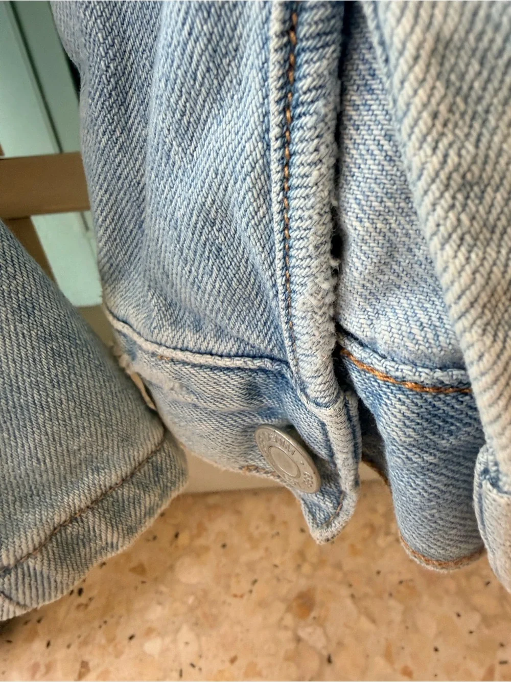 GAP 1969 Light Wash Belted Denim Utility Chore Jacket Size M - Picture 6 of 8
